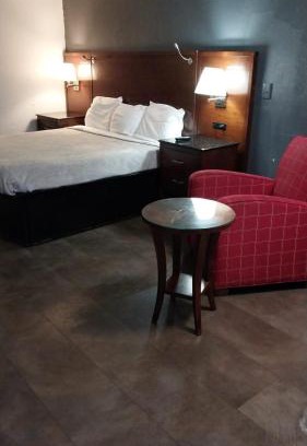 Jackson Apartment | King Bed Hotel Room 145