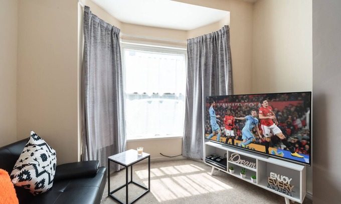 Hull House | King's Palace By Jesouth