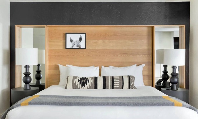 Teton Village Hotel | King + Sofa Sleeper, Gravity Haus, Heated Pool, Hot Tub, Teton Village