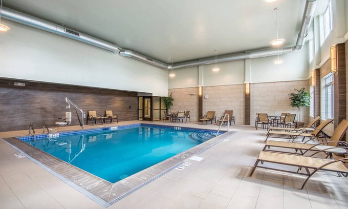East Texas Condo | King Suite | Free Breakfast + 24-hour Business Center