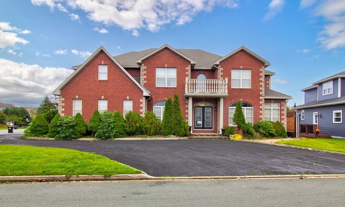Terra Nova House | King William Manor | 3 Bed | 3.5 Bath | Garage | BBQ