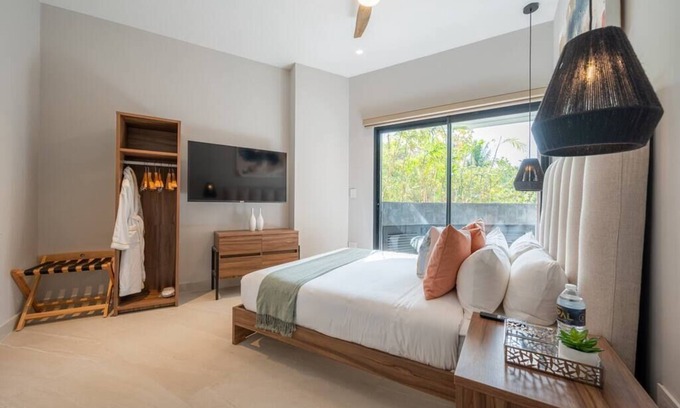 Colonia Centro Condo | Kippal Tópacio | Luxurious 2-Bedroom Apartment