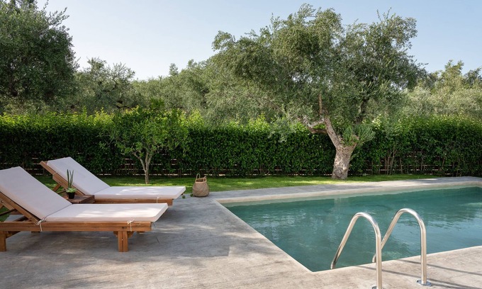 Fiolitis Villa | Klelia - 2 Bedroom villa with Private Pool and Garden view