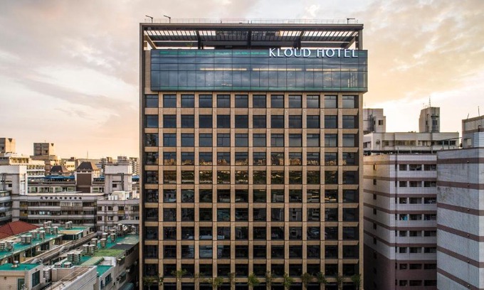 Xitun District Hotel | Kloud Hotel