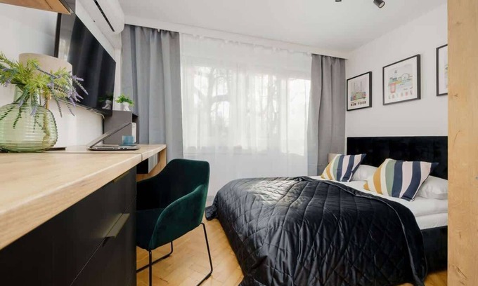 Okecie Apartment | Komitetu Obrony Robotników 34B | Trendy studio
