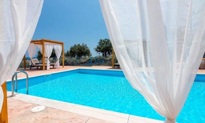 Pylos-Nestoras Apartment | Koroni Xenios Zeus, Holiday Sunny Getaway