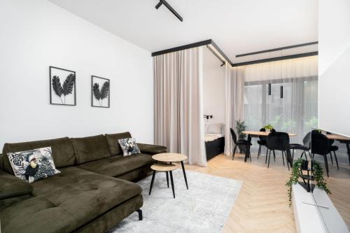 City Centre Apartment | Kościuszki Chic Studio with Garden