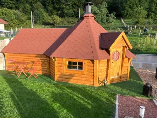 Voissant Cabin | Kota COSY TRIP