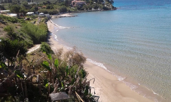 Amoudi Apartment | Kozanos II Apartment, 150 meters from the beach!