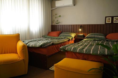 Chayangil-tong Villa | KPop Demon Hunters Annyeong House