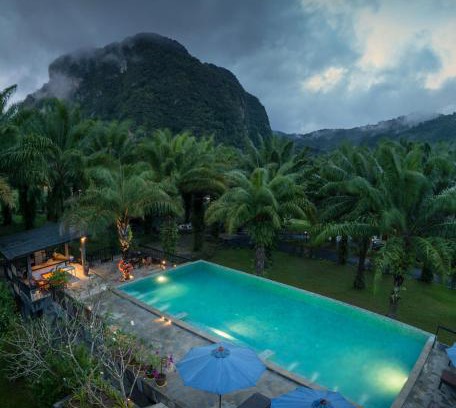 Nong Thale Villa | Krabi Green Hill Pool Villas