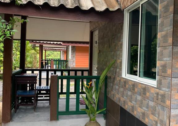 Tak Bai Hotel | Krua Chehe Resort ครัวเจ๊ะเห รีสอร์ท