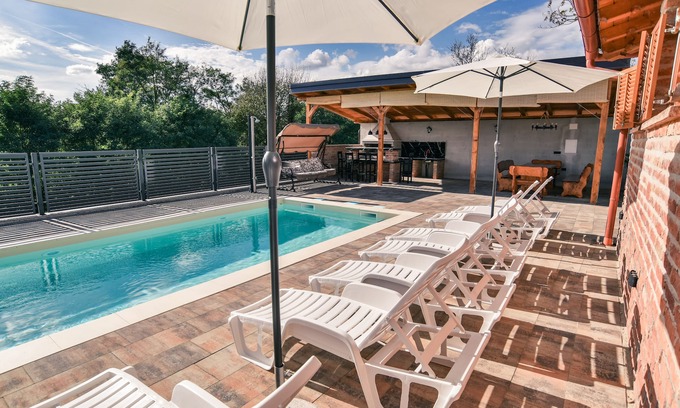 Ludbreg House | Kuća za odmor Ana