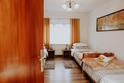 Gospic House | Kuća za odmor Kod Doza II