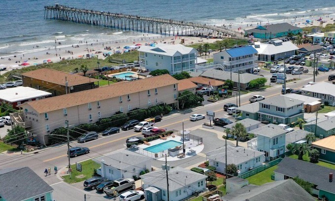 Kure Beach Cottage | Kure Cabana~Cottages @ Kure~ Beach, Fishing, Pool, Walk to Pier, Parking