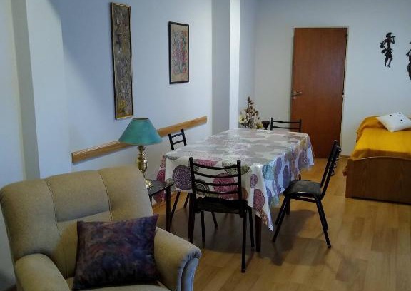 Olavarria Apartment | KURMI