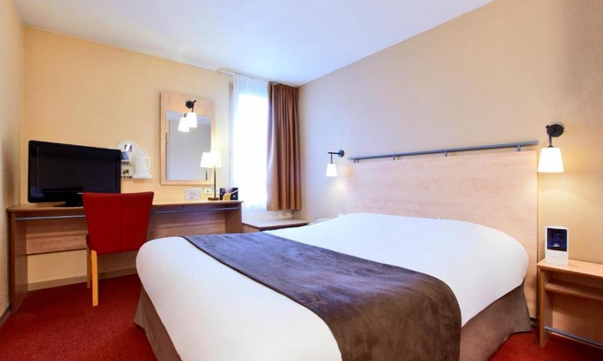 Allonne Hotel | Kyriad Beauvais Sud