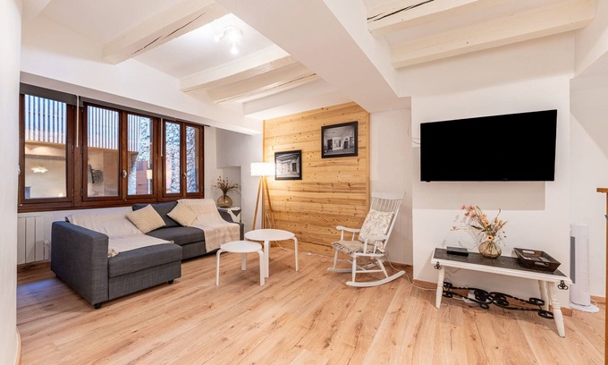 Annecy Old Town Apartment | L'Alcôve Annecienne - Appt proche du lac d'Annecy