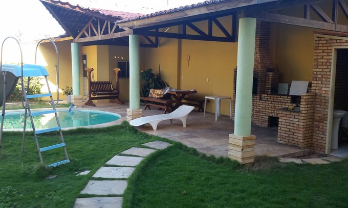 Porto das Dunas House | L'AMARELA MANSION 11 SUITES 50 BEDS NEIGHBORHOOD TO BEACH PARK