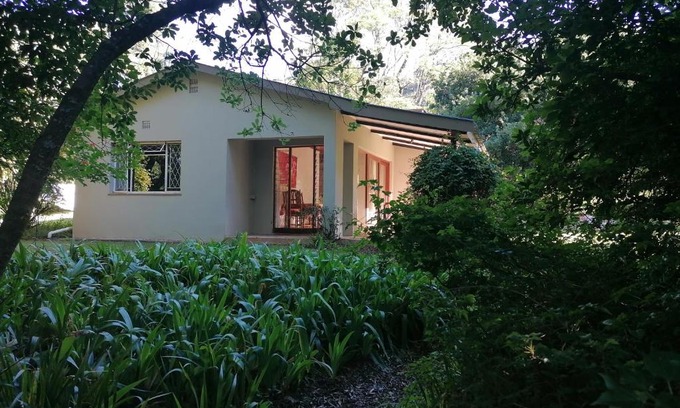 Cathkin Park House | L Chiam Self-Catering Cottage