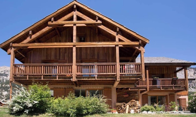 Nevache Ski Chalet | L'Echaillon - Ancolie