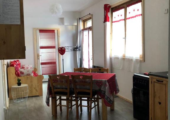 Villard-sur-Doron Apartment | L’edelweiss