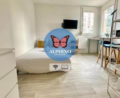 Limoges Apartment | L'Emailleur studio cosy et tout équipé