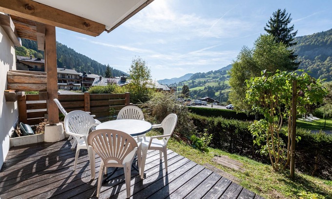 Flumet Apartment | L'Etoile Blanche - Appt vue montagne