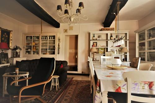 La Celle-sous-Gouzon House | l'hirondelle 2 tot 9 personen