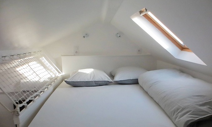 Trouville-sur-Mer Apartment | L'IDEAL 6: optimized STUDIO in the "Golden Triangle" (casino 50m, beach 150m)