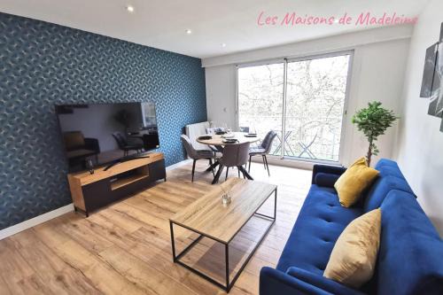 Republique - Les Ponts Apartment | L'Inattendu - Les Maisons de Madeleine