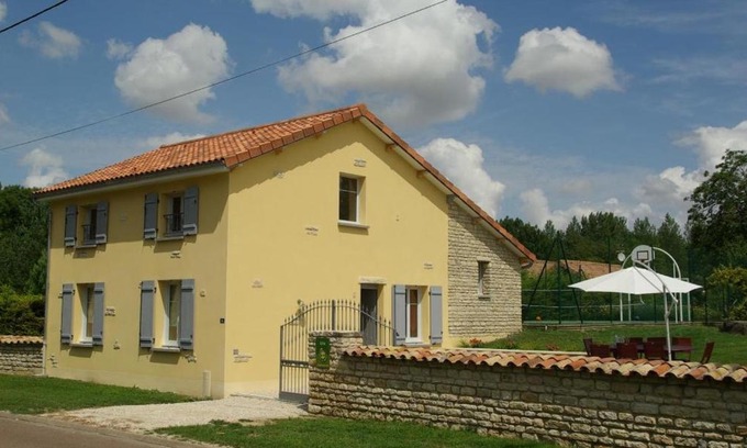 Mathaux House | L'olifred