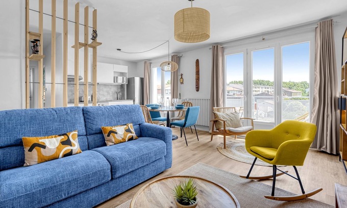 Bourrassol Apartment | L'Orbis - Confortable T2 avec balcon et parking privatif