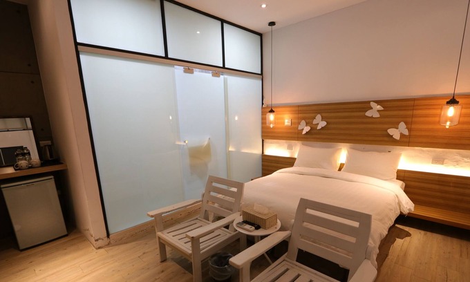 West Central District House | L101 Classic Double room in Tainan