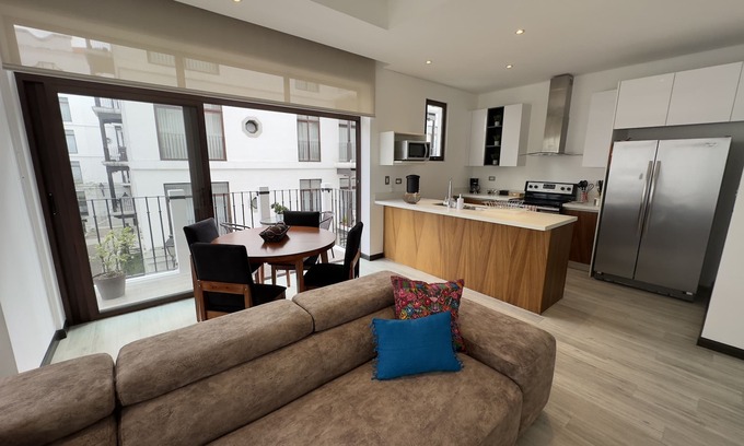 Zona 16 Apartment | L2A - Boutique apartment Cayala 5 guests