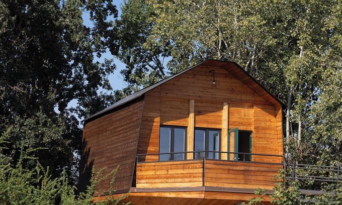 Cellarengo House | La Barca nel Bosco di Cascina Papa Mora