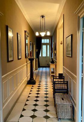 Epoisses House | La Belle Epoque