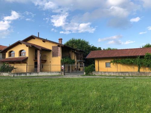Valperga House | La Bonauda