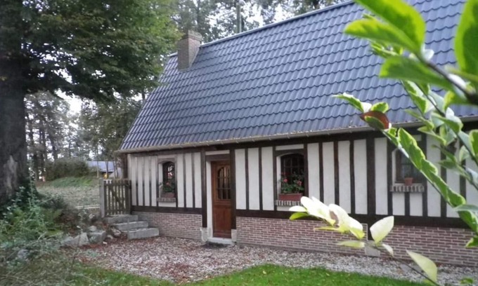 Lintot House | La Buissonnière - Lintot