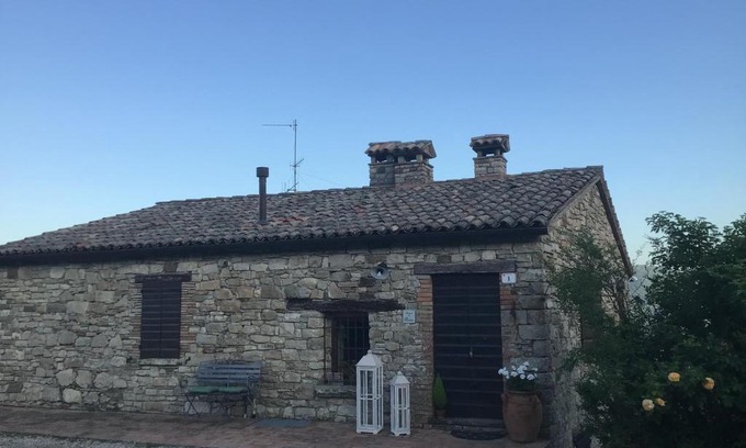 Monte Benedetto House | La Busca