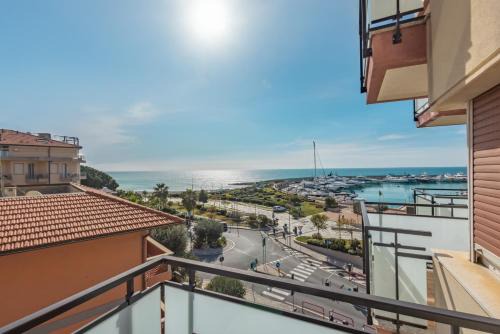 Old Town Apartment | La Côte d'Azur by Wonderful Italy