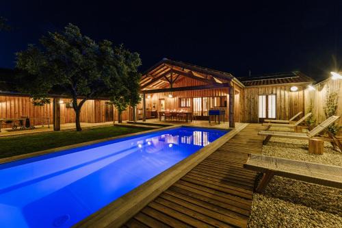 Saint-Georges-d'Oleron Villa | La Cabane du Naissain 5 stars
