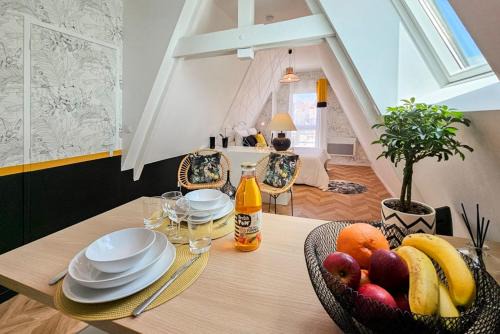 Centre ville - Urbanistes Apartment | La Canopée - calme au coeur de Fougères