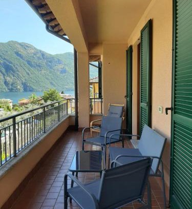 Azzano House | La casa al lago BMOR love&lake