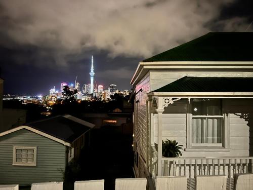 Freemans Bay House | LA CASA BONITA PONSONBY Auckland