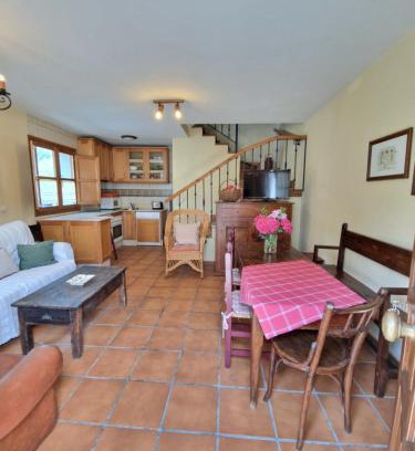 Cabrales House | La Casona de Pascueru de POO DE CABRALES