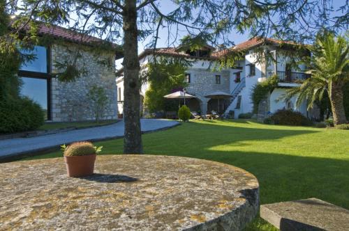 Suesa Hotel | La Casona de Suesa