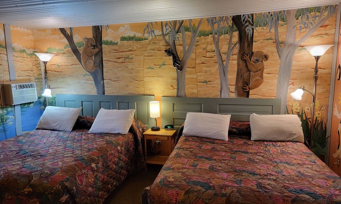 Odessa Hotel | La Collage Inn