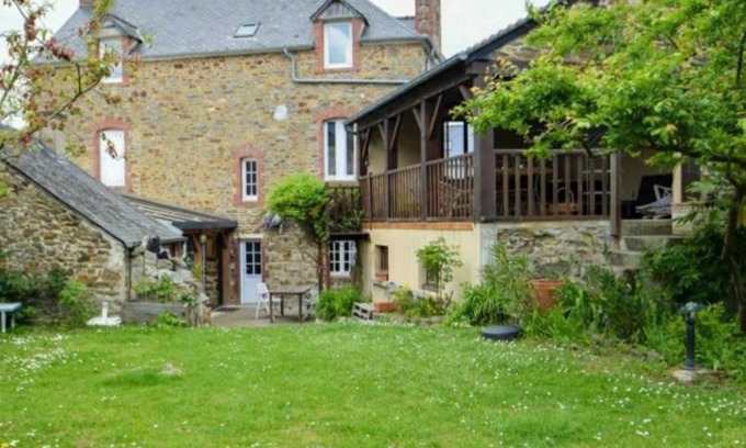 La Richardais House | La Colline maison de famille à 100m de la Rance