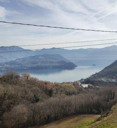 Tavernola House | La cornale